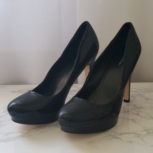 Like new black Calvin Klein heels